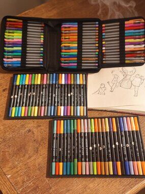 48 Dual Tip Acrylic Paint Markers w/ Fine Tip + Brush Tip & 60 Gel Pens Binder